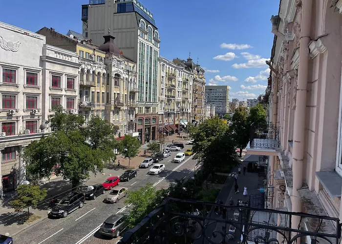 Роял Гранд Готель